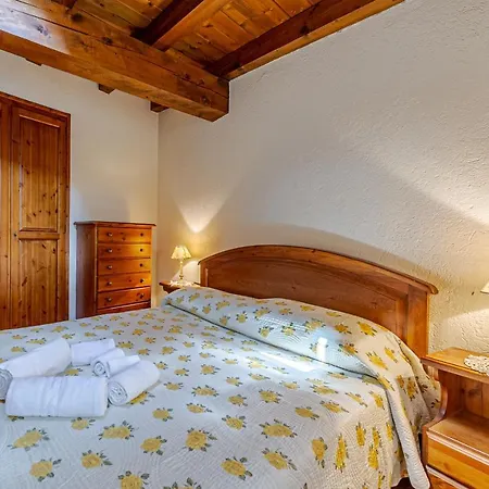 Apartman La Leitery Du Mont Blanc 2 - Accogliente E - Cour 0141 Courmayeur